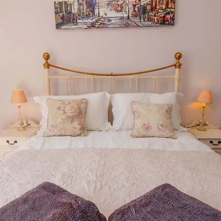 Annie's Place